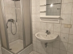Badezimmer mit Dusche