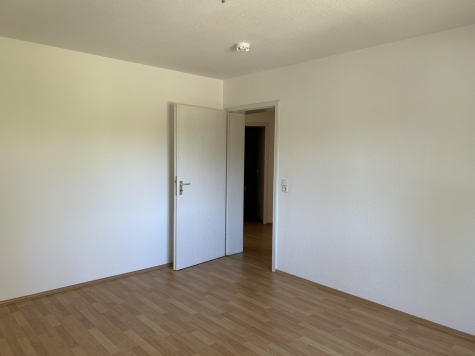 3-Raum-Wohnung Nähe Muldenaue. 1.OG, Balkon, TG-Stellplatz - Schlafzimmer (5843)