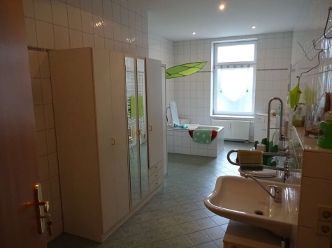 ab 60m² Büro- oder Praxisräume zentrumsnah – Teilflächen mietbar – sofort nutzbar - Pflegebad (197)