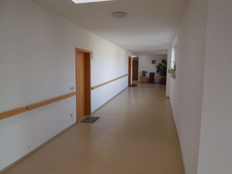 ab 60m² Büro- oder Praxisräume zentrumsnah – Teilflächen mietbar – sofort nutzbar - Treppenhaus (187)