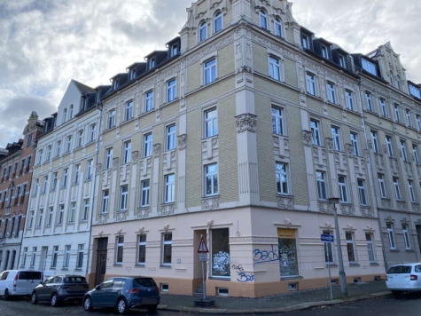 Schöne 3-Raumwohnung mit Balkon u. EBK in Plauen! Zentrumsnah! - benachbartes Eckgebäude (12922)