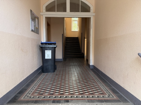 Schöne 3-Raumwohnung mit Balkon u. EBK in Plauen! Zentrumsnah! - Eingangsbereich (14906)