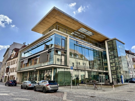 Möblierte 1-Raumwohnung in guter Lage! - Bibliothek (9964)