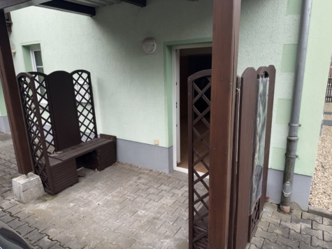 Gemütliche 2-Raumwohnung mit Terrasse und EBK in Lichtentanne! - Terrasse (12350)