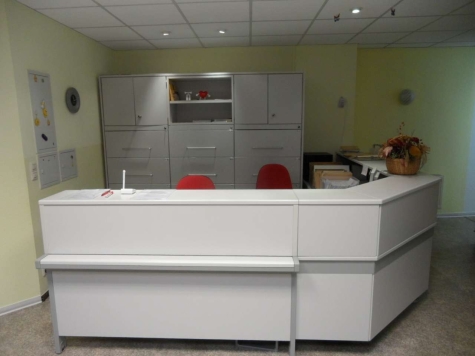 134m² Büro- oder Praxisräume in 1A-Innenstadtlage - Rezeption Einrichtungsbeispiel (101)