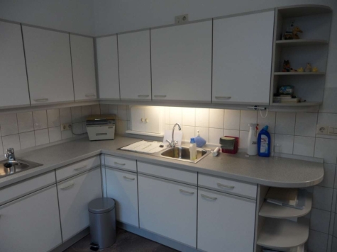 134m² Büro- oder Praxisräume in 1A-Innenstadtlage - Labor Einrichtungsbeispiel (108)