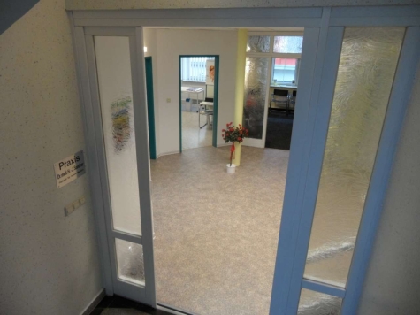 134m² Büro- oder Praxisräume in 1A-Innenstadtlage - Treppenhaus (113)