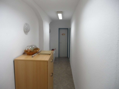 134m² Büro- oder Praxisräume in 1A-Innenstadtlage - Flur (110)