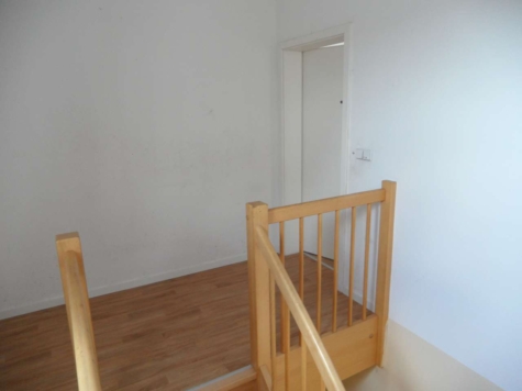 Ab 1.11.! Tolle, zentrumsnahe 4-Raumwhg. mit Dachterrasse! - Treppenhaus (11321)