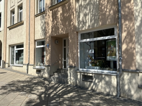 Zentrumsnahe Gewerbeeinheit mit Balkon in Zwickau! - Außenansicht (2648)