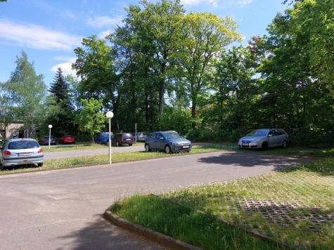 Attraktives Apartement in ehemaliger Textilfabrik, mit Aufzug, zentrumsnah, Denkmalschutz! - Parkplatz (724)