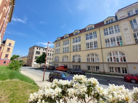 Attraktives Apartement in ehemaliger Textilfabrik, mit Aufzug, zentrumsnah, Denkmalschutz! - Straßenansicht (715)