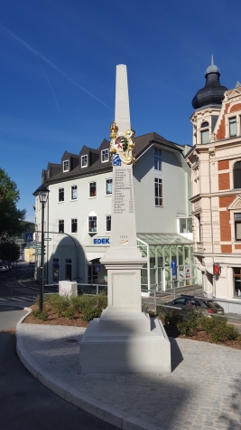 Schöne 3-Raum-Wohnung in Oelsnitz/V., 2. OG. Leerstehend! - Postsäule (754)