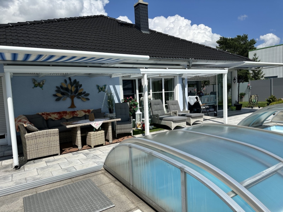 Überdachte Terrasse