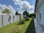 Vorgarten mit Zaunanlage