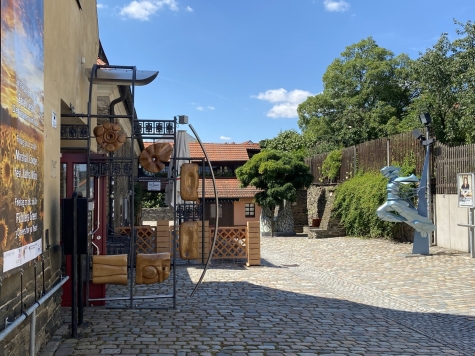 Vermietete 4-Raum-Wohnung mit Balkon, Tageslichtbad u. Gäste-WC in Plauen! Aufzug; Zentrumsnah! - Malzhaus (2789)