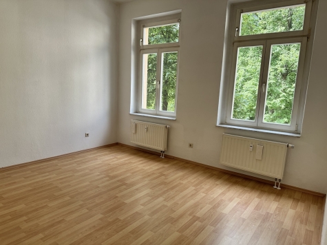 Vermietete 2-Raum-Wohnung mit Einbauküche und Tageslichtbad! - helles Schlafzimmer (559)