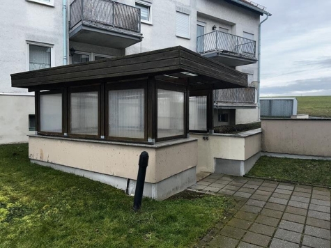 Frisch renoviert! 2-Raumwhg. mit Balkon, TG-Stpl. (duplex, saniert), Neubau 1997! - Zugang zur Tiefgarage (7256)