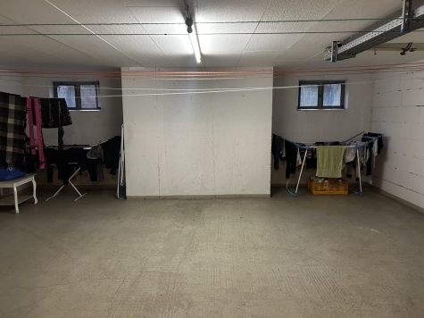 Frisch renoviert! 2-Raumwhg. mit Balkon, TG-Stpl. (duplex, saniert), Neubau 1997! - Keller, Trockenraum (7254)