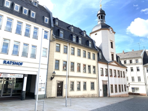 Frisch renoviert! 2-Raumwhg. mit Balkon, TG-Stpl. (duplex, saniert), Neubau 1997! - Zentrum Glauchau, Markt (7259)