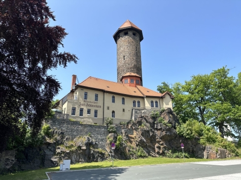 Helle 3-Raumwhg. (opt. 4 Raum) mit Stpl. & Tageslichtbad in Auerbach/V.! - Schlossturm (7771)