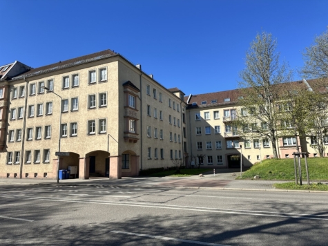 Zentrumsnahe 2-Raumwohnung mit Balkon! Vermietet! - Wohnanlage (9674)