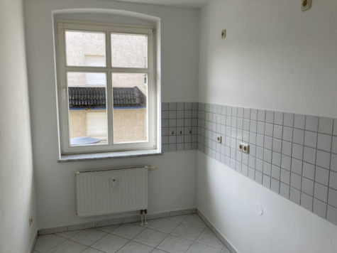 Ab 1.9.26! Helle 2-Raumwohnung in Marienthal nähe HBK! - Küche mit Fenster (9424)
