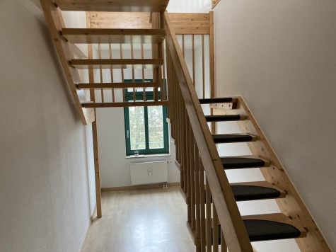 Schöne 3-Raum-Maisonette-WE mit Balkon und Terrasse! - Flur (6185)