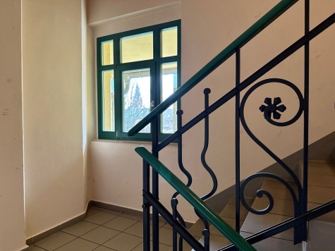 Schöne 3-Raum-Maisonette-WE mit Balkon und Terrasse! - Treppenhaus (6184)