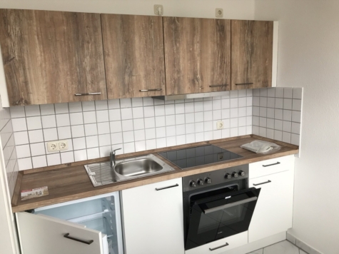 Ab 1.1.27! Helle 1-Raumwohnung mit EBK in Marienthal – Nähe HBK - moderne Einbauküche (13405)