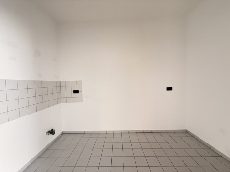 Zentrumsnahe Gewerbeeinheit mit zwei Stellplätzen in Freiberg! - Küche innenliegend (6618)