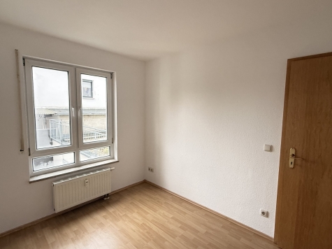 4-Raumwohnung mit Terrasse, Gäste-WC u. TG-Stpl. in ruhiger Lage! Leerstand! - Arbeitszimmer (7636)